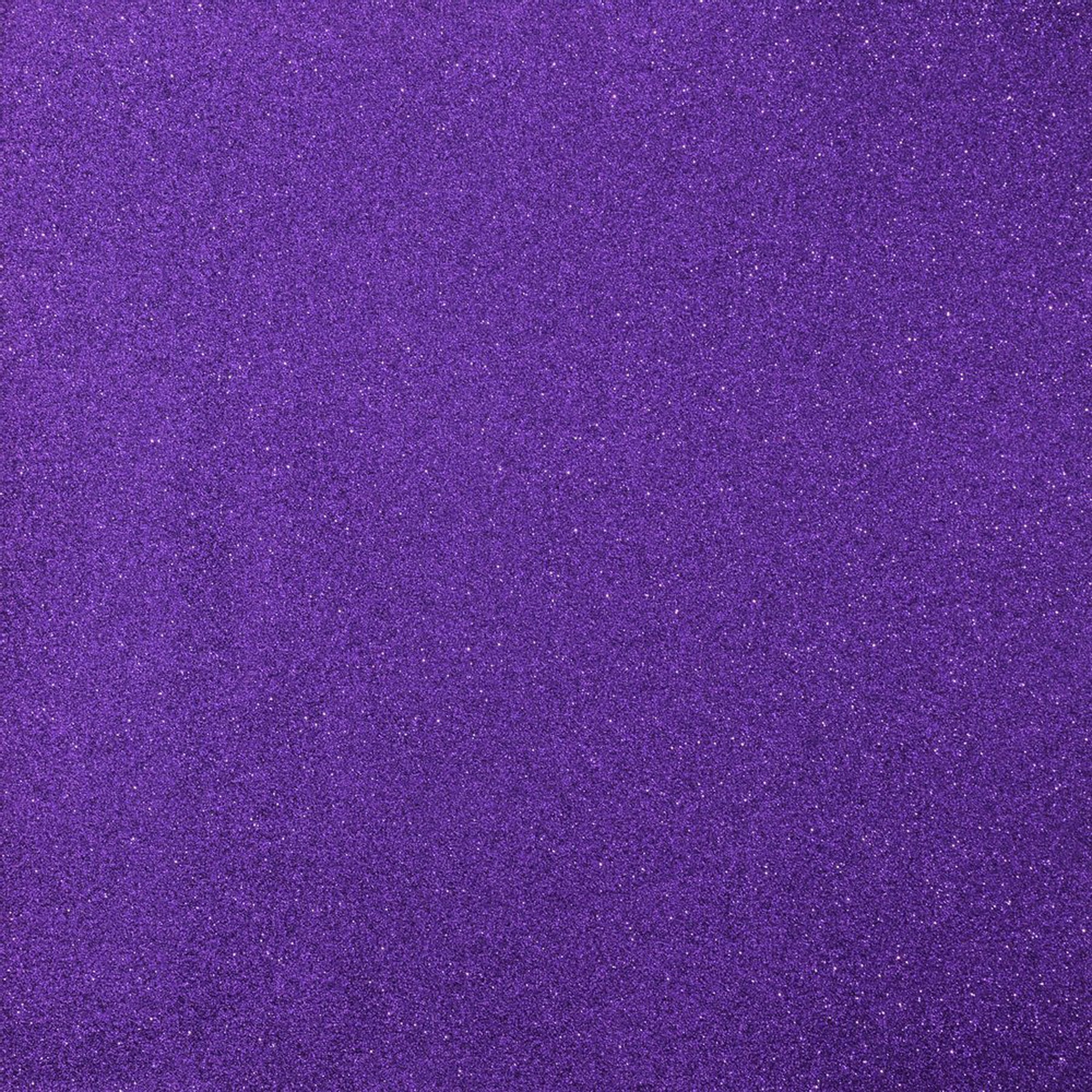 Crealive Glitzerpapier selbstklebend 160 g/m2 - 12’’ x 12’’ - Dunkel Violett
Spezifikationen:
•	Papier mit Klebstoff
•	12’’ x 12’’ (30.5 cm x 30.5 cm)
•	Gewicht: 160 g/m2
•	Selbstklebend
•	Oberfläche: Glitzer
•	Farbe: Dunkel Violett
 
Das selbstklebende Glitzerpapier ist geeignet für:
•	Geburtstagskarten
•	Einladungen
•	Dekorationen
•	Plotten
•	Scrapbooking-Seiten

