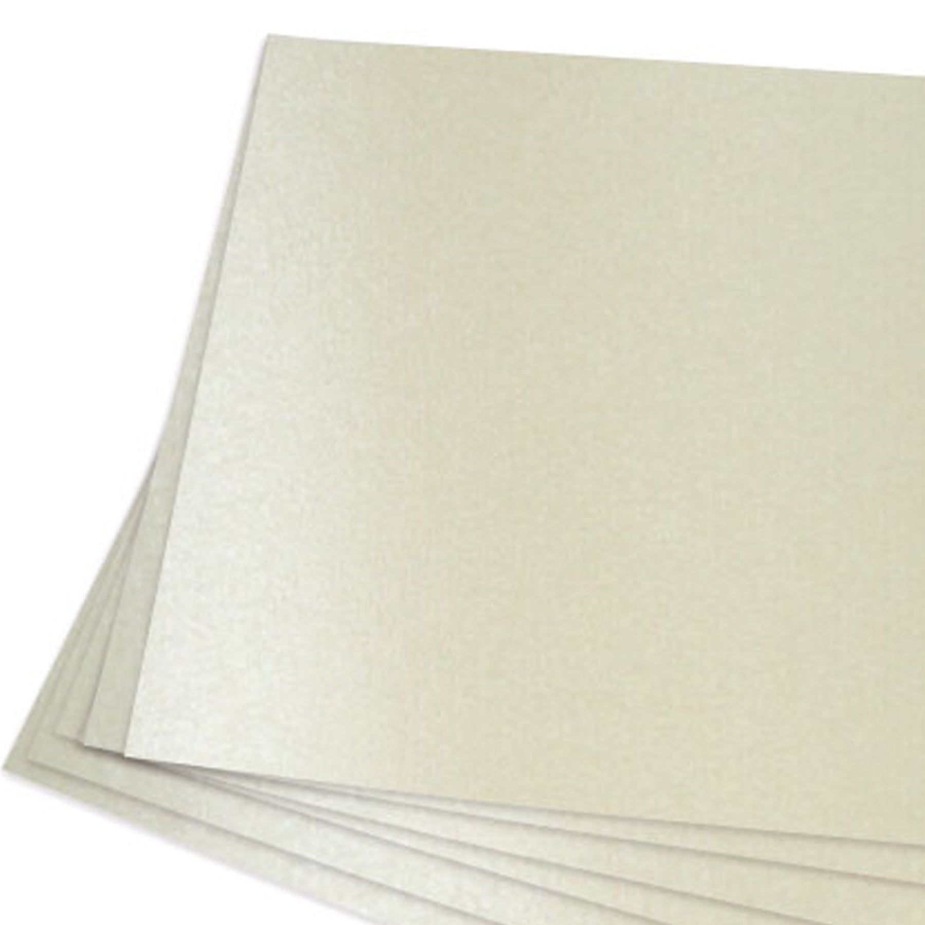 Crealive Cardstock Basic 250 g/m2 - 12’’ x 12’’ - Crema Perlmutt     Spezifikationen:  12’’ x 12’’ (30.5 cm x 30.5 cm) 250 g/m2 Cardstock in 'Basic' Qualität beidseitig beschichtet (nicht durchgefärbt) bedruckbar mit Ink- und Laserdrucker (bitte beim Drucker erst die möglichen Papiergewichte prüfen) extra starker Karton     Dieser Basic Perlmutt Cardstock ist geeignet für:  Basis-Karten Bastelprojekte in der Schule oder Kindergarten