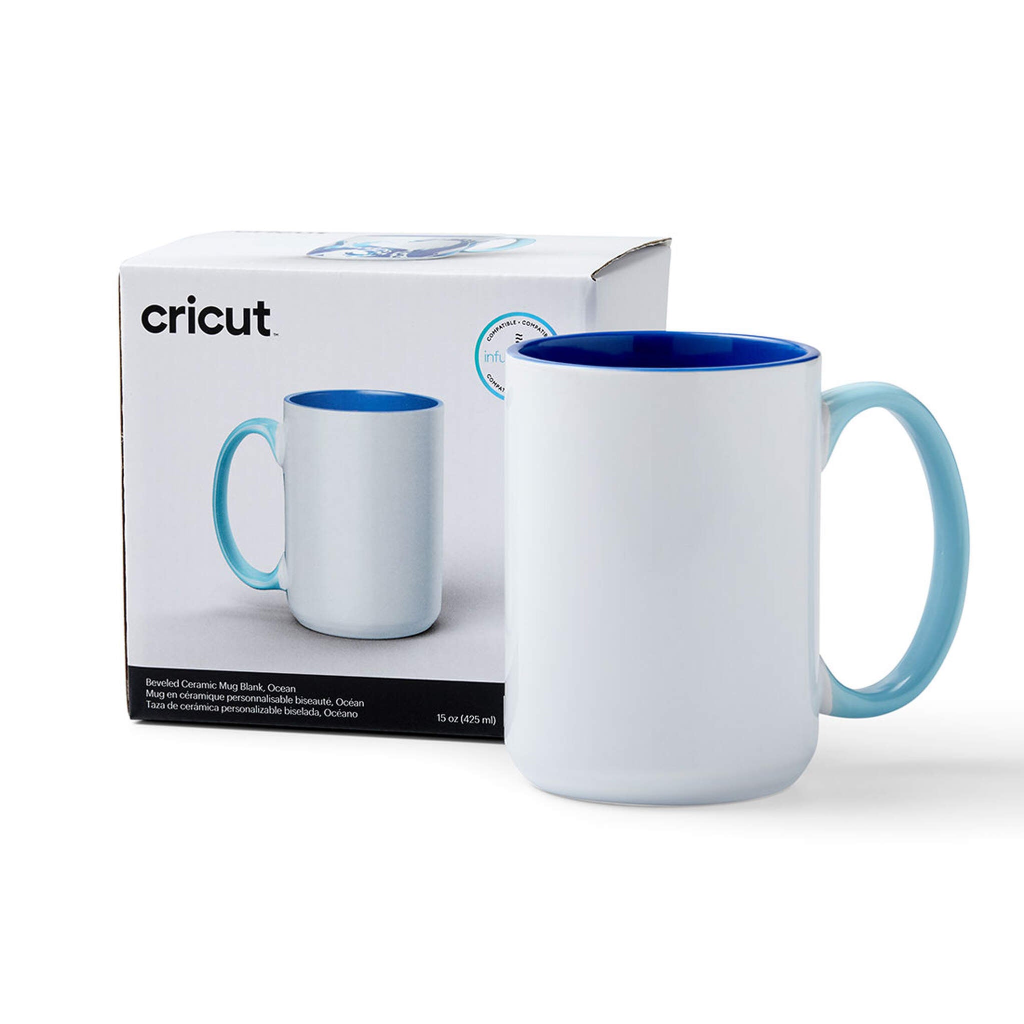 Crealive Cricut Keramiktasse 425 ml Ocean, 1 Stück  Gestalte lebendige, professionelle & personalisierte Tassen. Im Design Space erstellst Du mit Hilfe der kostenlosen Tassen-Vorlage Dein Design, so dass Du es korrekt platzieren kannst auf der Tasse. Danach lässt Du den Schneideplotter Dein Design entweder aus den Infusible Ink Transferbögen schneiden oder lässt es Zeichnen mit den Infusible Ink Stiften.  1 Cricut Keramiktassenrohling zweifarbig Farbe: Ocean