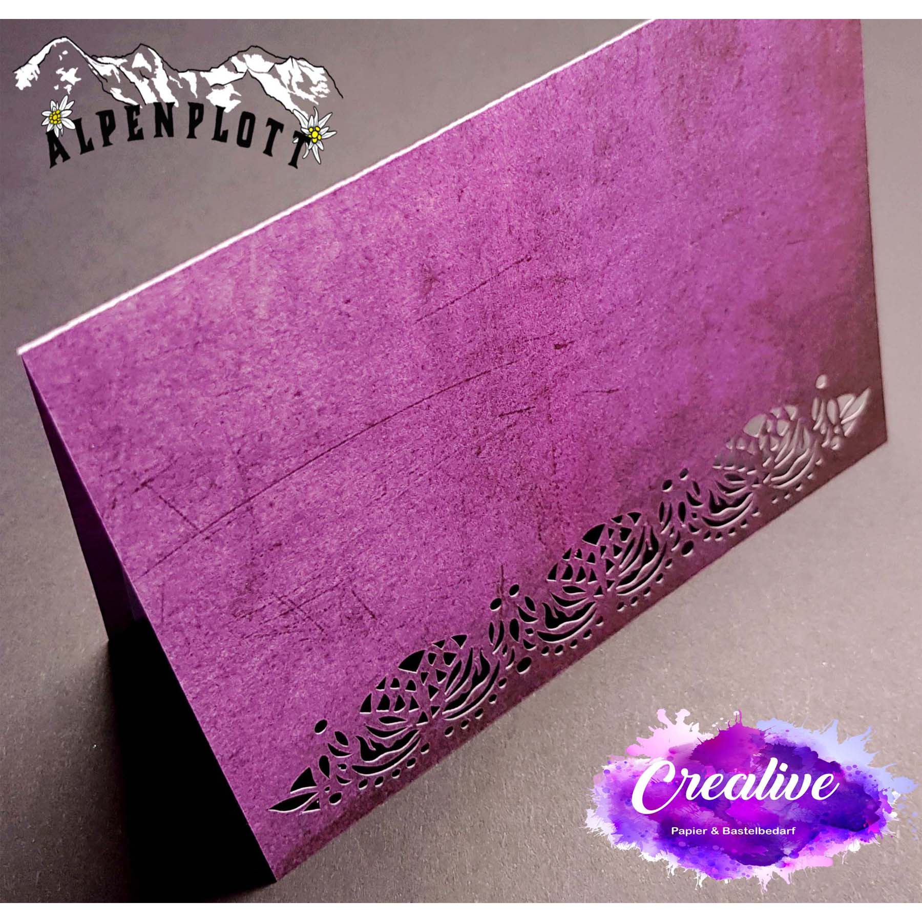 Crealive Premium Paper Pad 180 g/m2 - 6’’ x 6’’ - Grunge Dark Tones  Inhalt:  40 Bogen 20 Designs beidseitig bedruckt    Dieses Paper Pad / Designpapier ist geeignet für:  Karten-Verzierungen Verpackungs-Dekoration Plotten Scrapbooking    Spezifikationen:  6’’ x 6’’ 15.25 cm x 15.25 cm) 180 g/m2 beidseitig bedruckt säure- und ligninfrei lässt sich gut schneiden