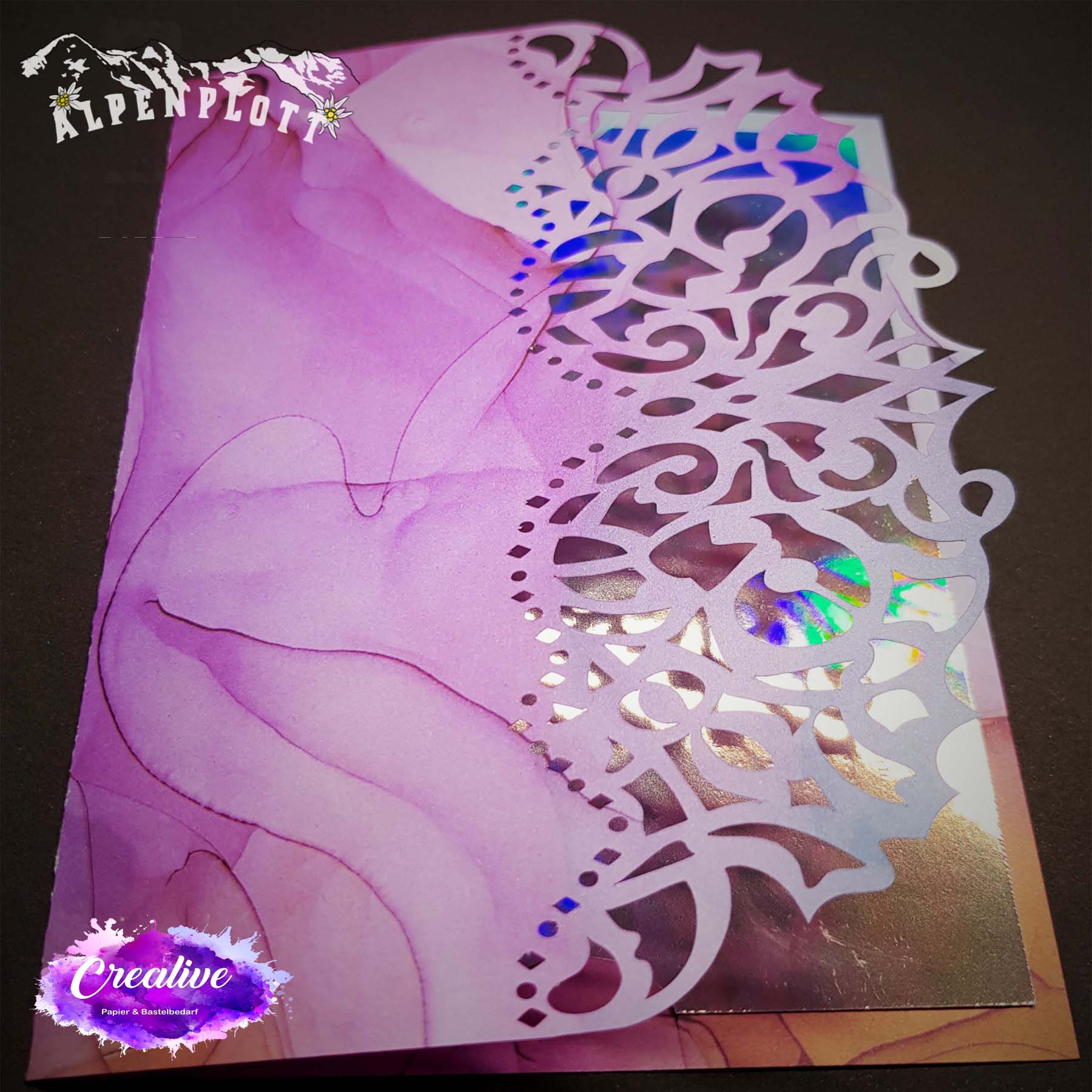 Crealive Premium Paper Pad 180 g/m2 - 6’’ x 6’’ - Ink Drops Vivid  Inhalt:  40 Bogen 20 Designs beidseitig bedruckt    Dieses Paper Pad / Designpapier ist geeignet für:  Karten-Verzierungen Verpackungs-Dekoration Plotten Scrapbooking    Spezifikationen:  6’’ x 6’’ 15.25 cm x 15.25 cm) 180 g/m2 beidseitig bedruckt säure- und ligninfrei lässt sich gut schneiden